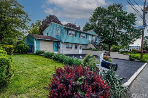 1072 Orchard St, New Brunswick, NJ 08902-4144