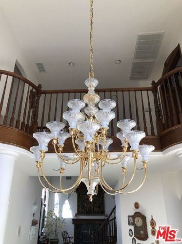 39850 Calle Breve, Temecula CA 92592-8692 exterior