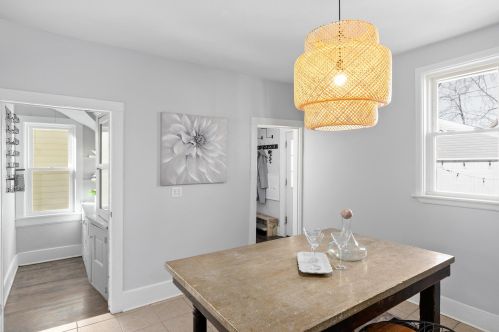 350 Smith St, Milwaukee WI  53207-1508 exterior