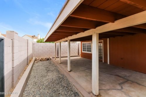 8645 Katapa Trl, Tucson AZ 85742-4808 exterior