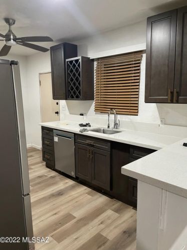 1715 Lester St, Tucson AZ  85719-3731 exterior