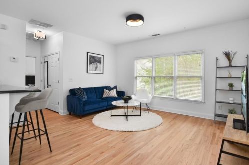 560 Morgan St, Atlanta GA 30308-2821 exterior