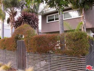 12913 Gilmore Ave, Los Angeles CA  90066-6407 exterior