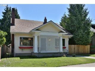 5832 32nd Ave, Portland, OR 97211-6702