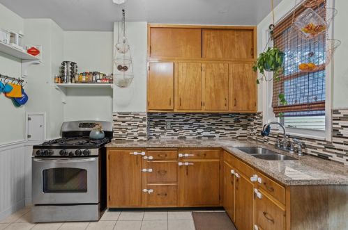 1129 Jancey St, Pittsburgh PA 15206-1326 exterior