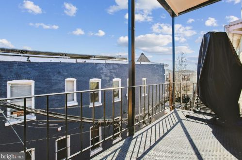 3005 11th St, Washington DC  20001-3905 exterior