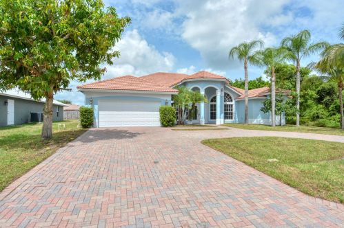 3872 Kolsted St, Fort Pierce, FL 34953-3948