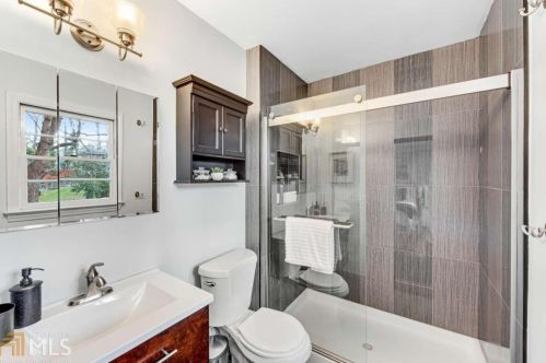 1474 Lavista Rd, Atlanta GA 30324-3848 exterior