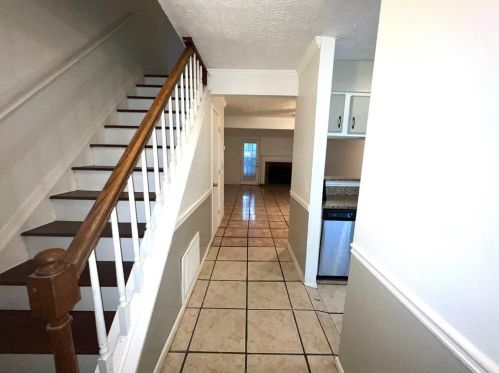 2898 Aspen Woods Entry, Atlanta GA  30360-2759 exterior