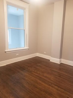 4113 Gladys Ave, Chicago IL 60624-3021 exterior