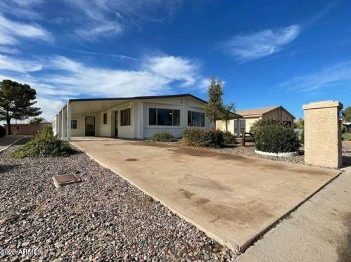 8930 Olive Ln, Chandler AZ  85248-6925 exterior