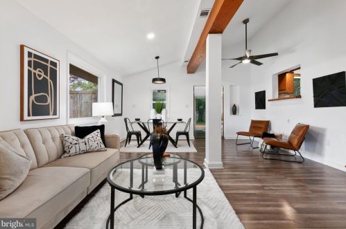 13763 Travilah Rd, Rockville MD 20850-3532 exterior