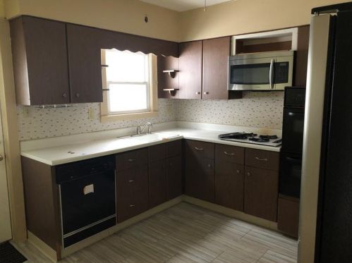 612 Hazel St, Pittsburgh PA  15122-2012 exterior