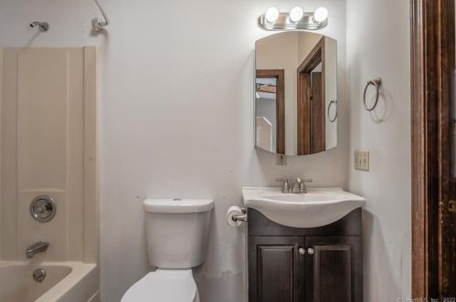 77 Moss Ave, Seymour CT 06483-3509 exterior