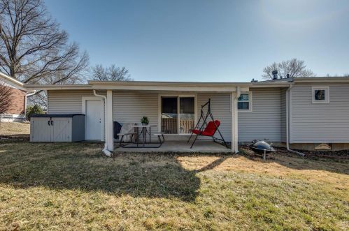 737 Southshire Dr, Saint Louis MO 63125-5119 exterior