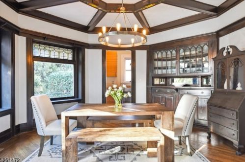 180 Christopher St, Montclair NJ 07042-4206 exterior