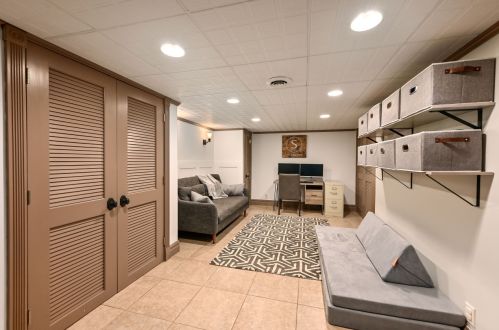 2478 85, Milwaukee WI 53226-1913 exterior