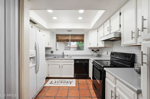 1387 Carriage Ln, Chandler AZ 85224-1103 exterior