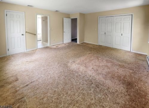 355 Maple Ave, Bound Brk NJ 08805-1703 exterior