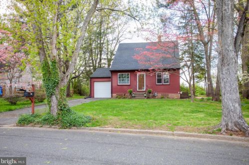 811 Chapel Rd, Limerick, PA 19468-1514