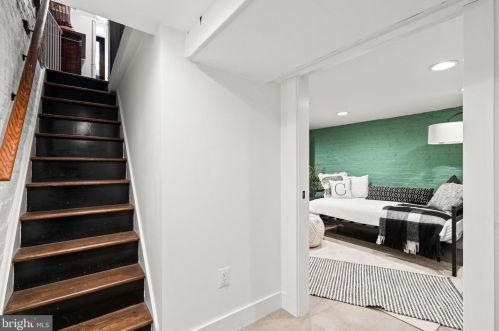 761 Hobart Pl, Washington DC 20001-3811 exterior