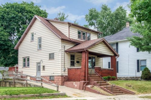 1025 Walker Ave, Grand Rapids, MI 49504-4354