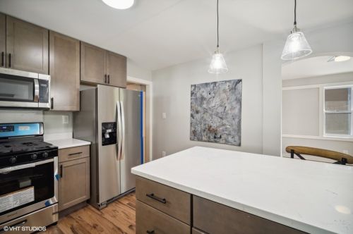 608 7 Ave, Broadview IL 60153-1508 exterior