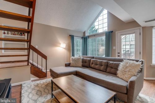 10831 Amherst Ave, Silver Spring, MD 20902-4386