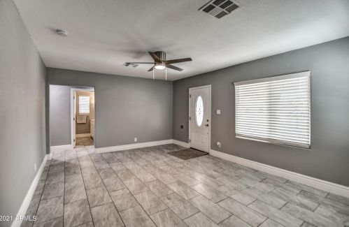 1512 Cypress St, Phoenix AZ 85009-2808 exterior