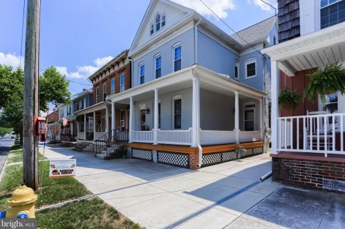 325 Baltimore St, Hanover, PA 17331-3205