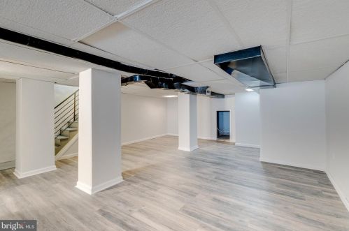 1619 6th St, Philadelphia PA  19122-2910 exterior