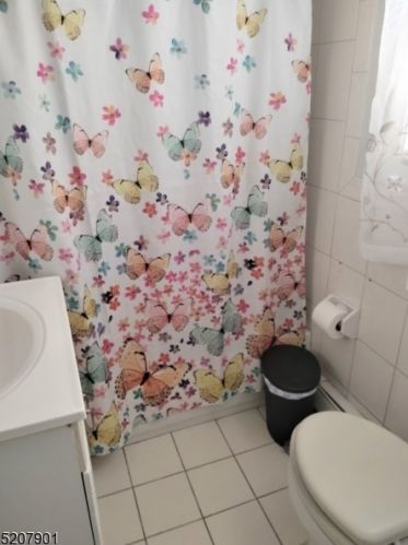 172 Emerson St, Carteret NJ 07008-2923 exterior