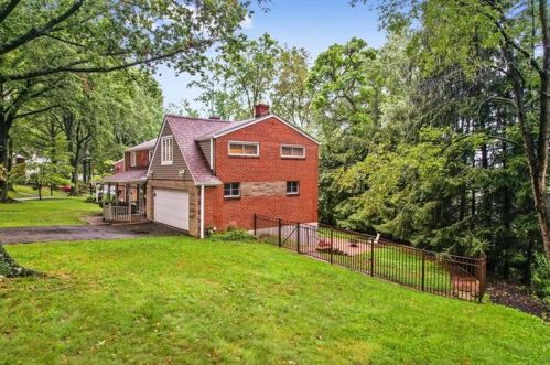 261 Ridge Ave, Pittsburgh, PA 15237-6900