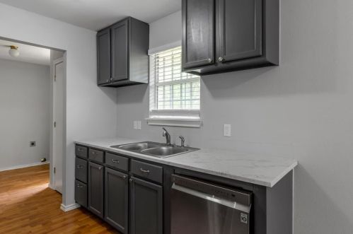 2628 Exline St, Dallas TX  75215-4243 exterior