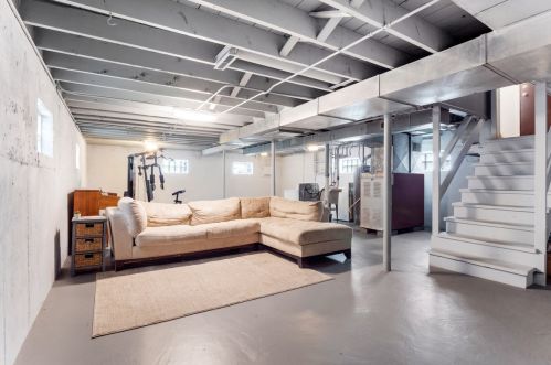 3850 112 St, Chicago IL 60617-7026 exterior