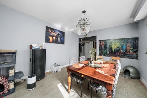 7235 Washtenaw Ave, Chicago IL  60645-1435 exterior