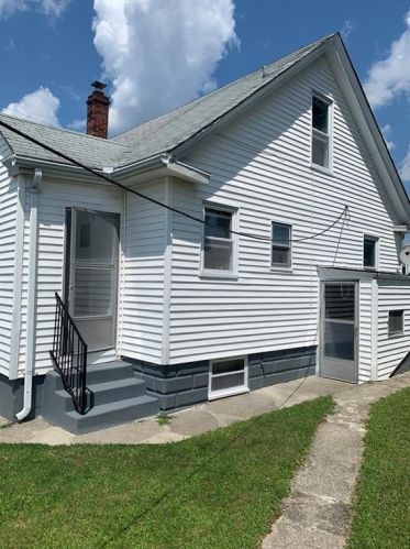 37 Atwood Ave, Providence, RI 02904-3629