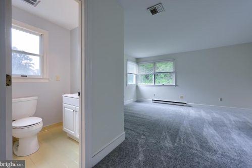 1944 Millersville Rd, Lancaster PA 17603-6153 exterior