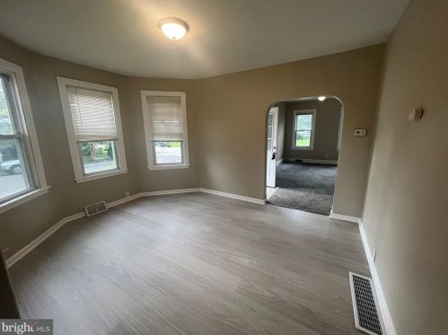 6302 Irving Ave, Camden NJ 08109-2420 exterior