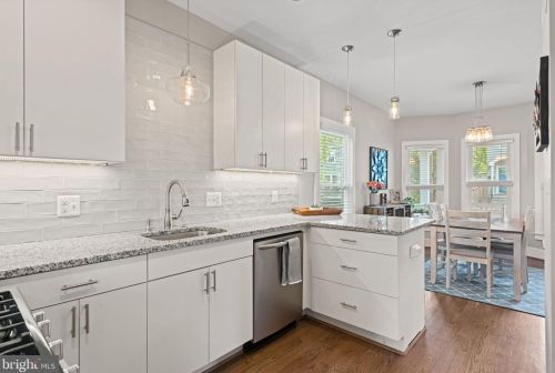 312 Raymond Ave, Alexandria VA 22301-1037 exterior