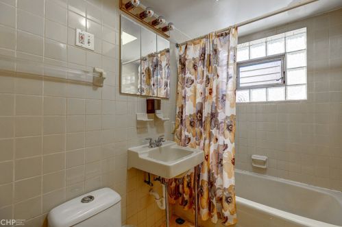 4917 Kedvale Ave, Chicago IL 60629-5013 exterior