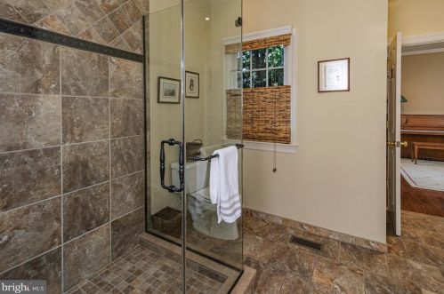 51 Grasmere Way, Princeton NJ 08540-7548 exterior