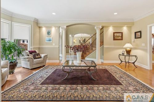 21 Southfield Rd, Edison NJ 08820-3141 exterior