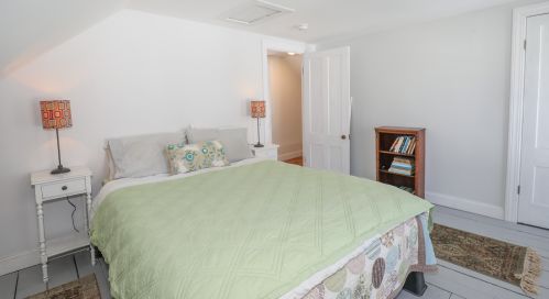 5 Perkins St, Concord NH 03301-4520 exterior