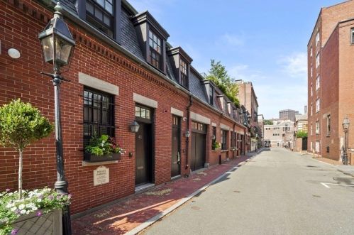 96 Beacon St, Boston MA  exterior