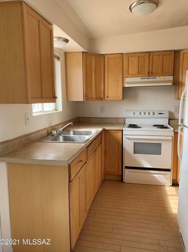 4160 32nd St, Tucson AZ  85711-6212 exterior