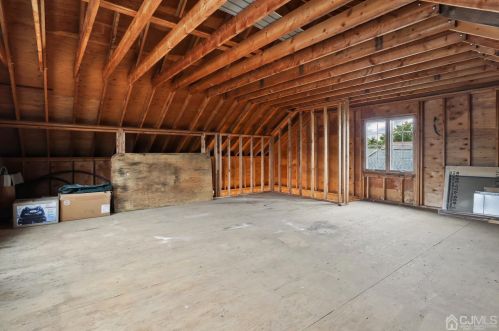 829 Evergreen Ct, New Brunswick NJ 08902-2314 exterior