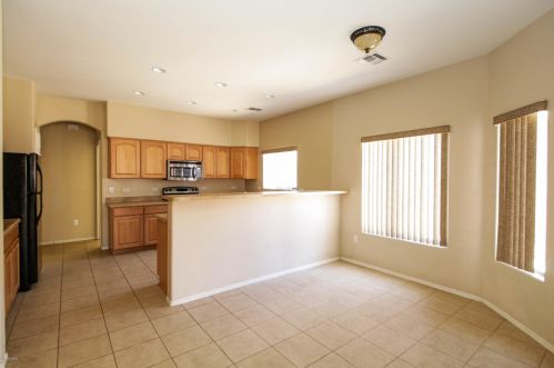 7663 Majestic Palm Ln, Tucson AZ  85756-6170 exterior