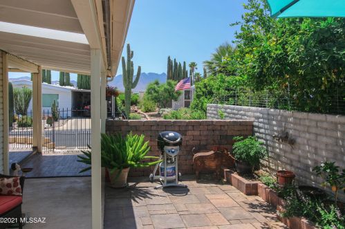 80 Aliso Dr, Green Valley AZ 85614-4225 exterior