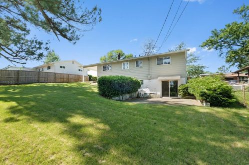 3919 Southern Aire Dr, Saint Louis MO 63125-4440 exterior